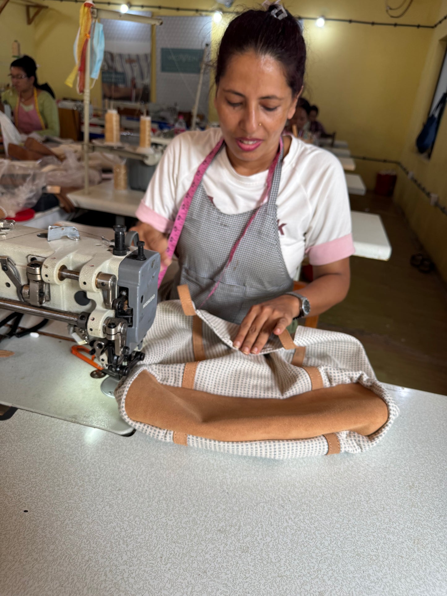 Himal Urban Tote Bag - 134 Pebble