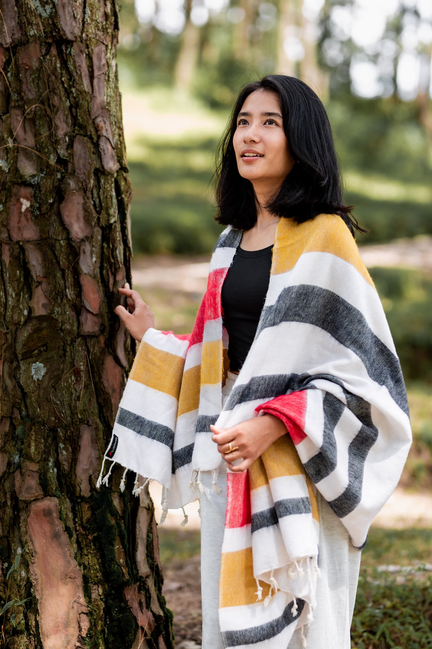 Lobuche Yak Shawl | Dazzle